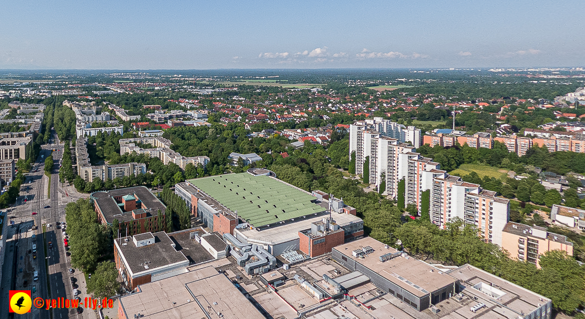 07.06.2023 - Neuperlachs neue Mitte mit PEP, Perlach Plaza, Share, Allianzversicherung und Wohnring